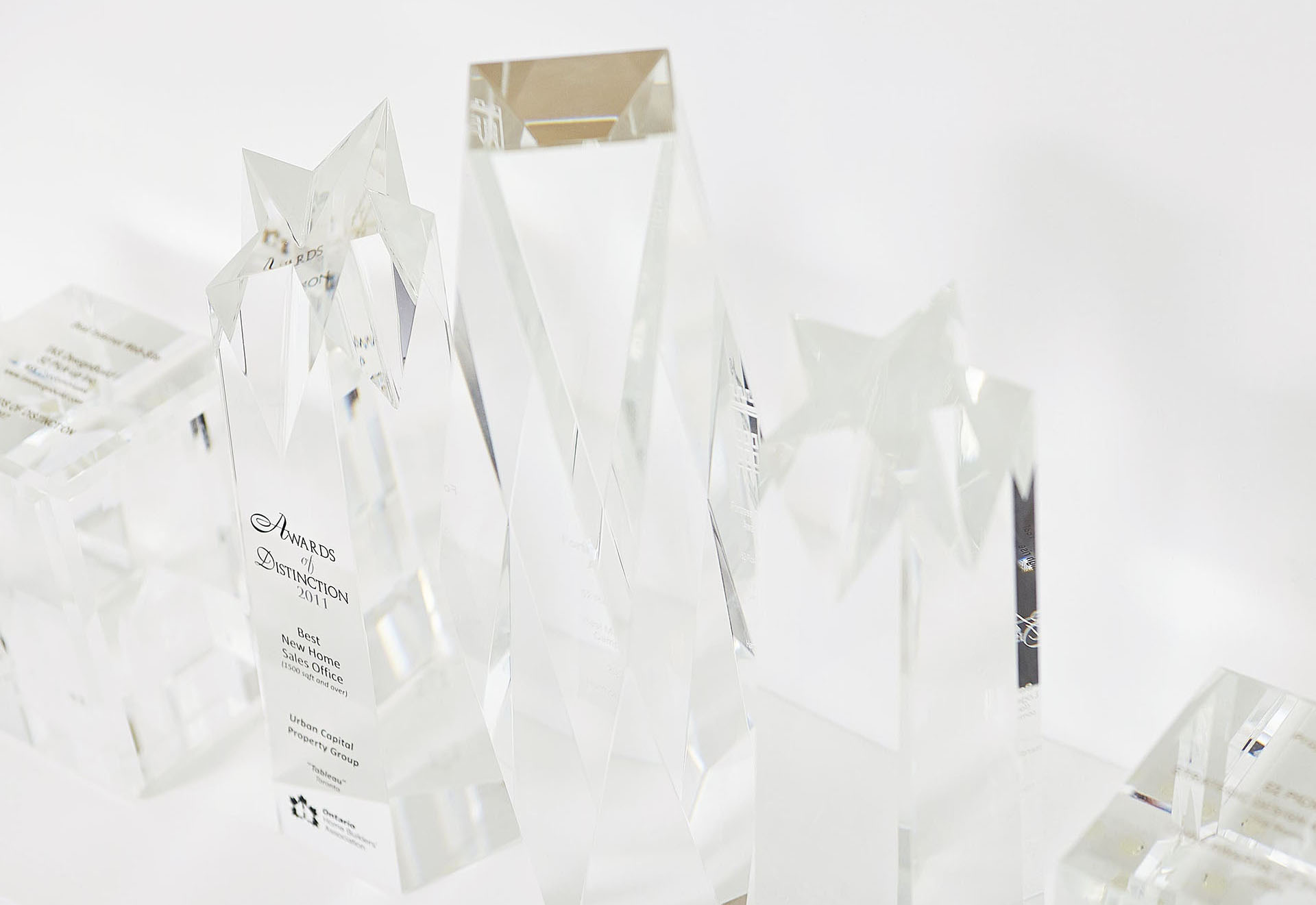 52 Pick-up Inc. Boardroom Award Single