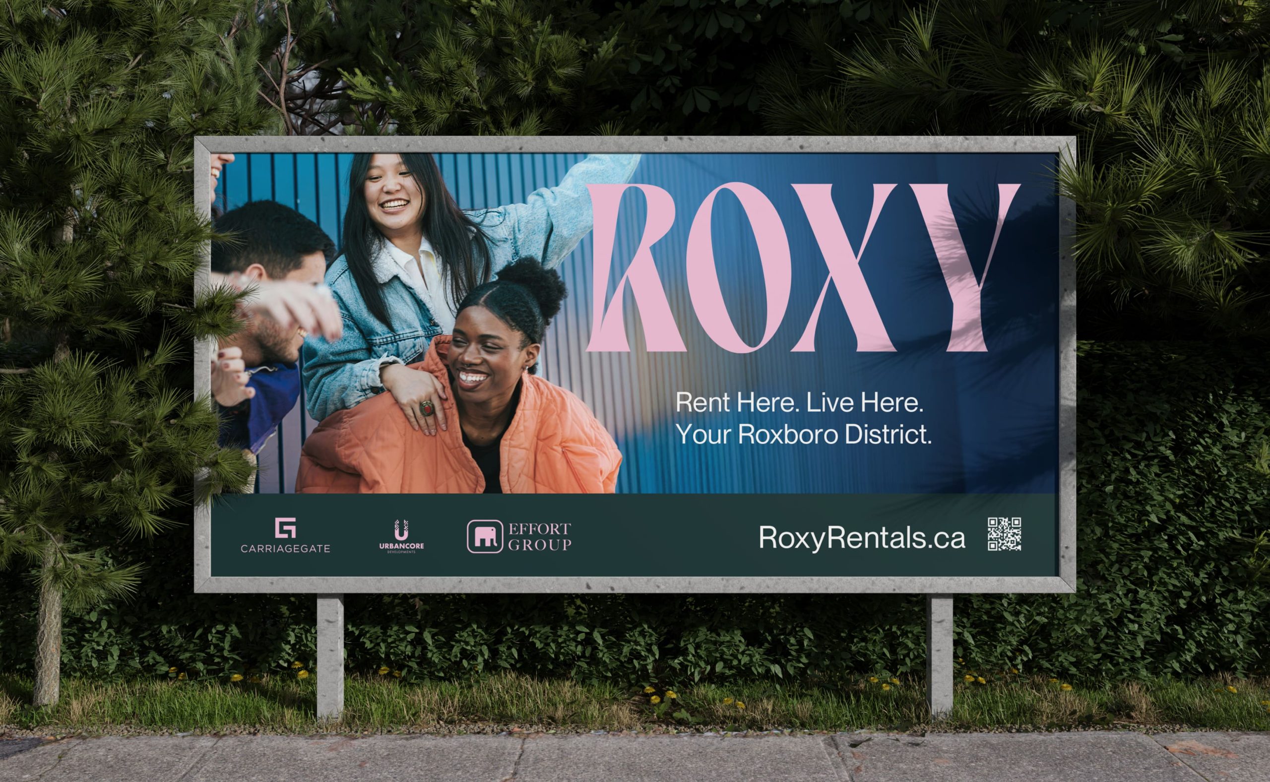 Roxy Sign Large